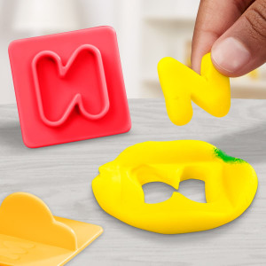 Пластилін Набір для творчості HASBRO Play-Doh Fundamentals Letters (E8530 / E8532) Пластилін Набір для творчості HASBRO Play-Doh Fundamentals Letters (E8530 / E8532)