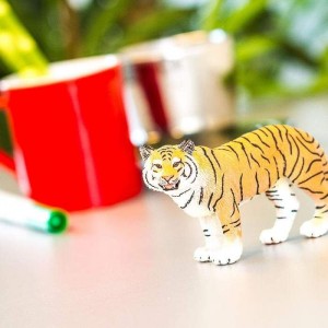 Бенгальська тигриця Safari Ltd 294529 Бенгальська тигриця Safari Ltd 294529