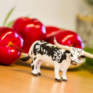 Техаський довгорогий бик Safari Ltd 100261 Техаський довгорогий бик Safari Ltd 100261